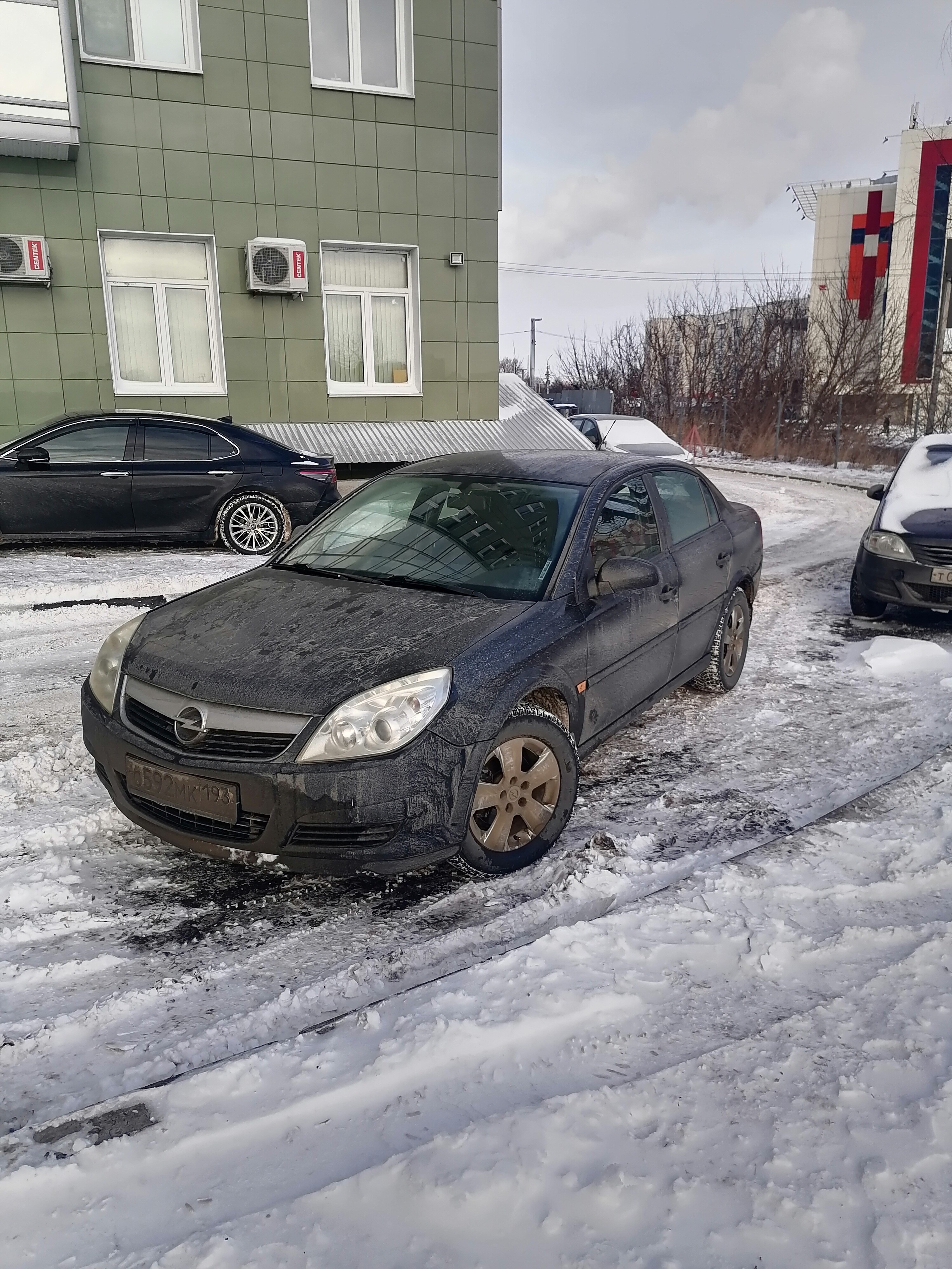 Купить зимние шины PIRELLI WINTER ICE ZERO FRICTION в ВИРБАКавто -  бесплатный шиномонтаж в Волжском, большой каталог резины